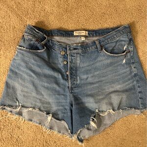 Abercrombie & Fitch Light The Dad Short High Rise